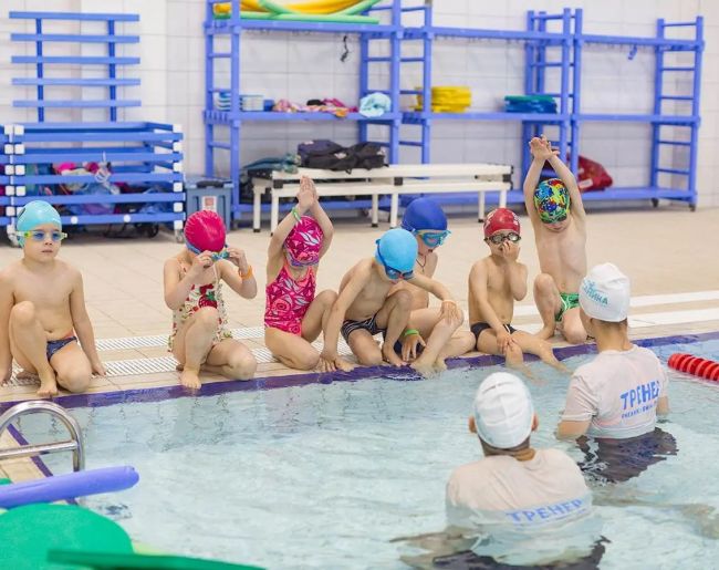 Бесплатное занятие в детской школе плавания.