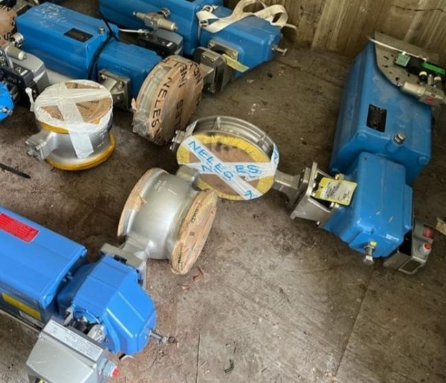 NELESMETSO IPU2AIUBOUR8MA025AS